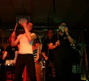 Bremen_2012_Cafe_Lagerhaus_Bateria_alto_na_escola_percussao.jpg